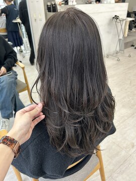 ビューナゴヤ 名駅(VIEW NAGOYA) レイヤーカット/オリーブブラウン/オリーブグレージュ/学割