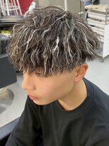 ダズルヘアラッシュ(DAZZLE hair RUSH)&nbsp;名古屋ホワイトメッシュメンズハイライトパーマツイストパーマ◆