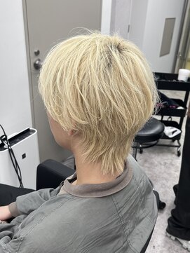 透明感ブロンド×軽やかレイヤー