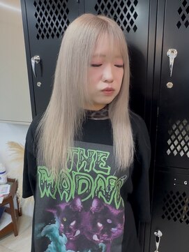 イエナ 渋谷(IENA) 大人ガーリーダークアッシュミディアムレイヤーカット