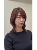 アローム(alom) レイヤーカット×ナチュラルベージュ
