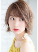 ラフなハイトーンボブ
