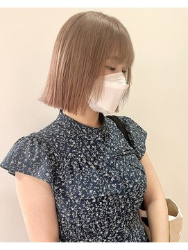 ニコフクオカヘアーメイク(NIKO Fukuoka Hair Make) ミルクティーベージュ/切りっぱなしボブ