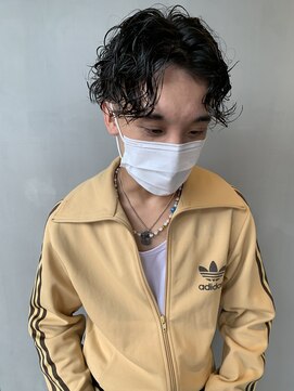 リンネ(Lin'ne) センターパートスパイラル