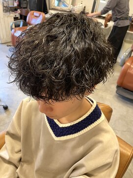 アンティコ(Antico) 波巻きマッシュ 波巻きパーマ マッシュ ツーブロック
