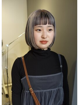 ゾーイダイミョウ(ZOEY daimyo) デザインカラーに丸みボブ