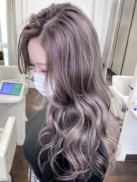 ロウル 渋谷(LOWRL) ラベンダーグレージュ/ブリーチ/渋谷