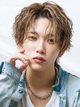 アイトーキョーシエル 横浜(AI TOKYO Ciel) ゴールドシャドウパーマ