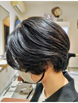 ティエル(tielu.)&nbsp;髪を伸ばす過程のカット。