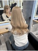 ホワイトベージュ