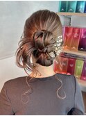 【シニヨン】結婚式銀座お団子カチモリタイトヘアセット