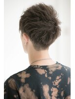 ユーフォリア 渋谷グランデ(Euphoria SHIBUYA GRANDE)&nbsp;ワイルドツーブロックカリ上げ【担当小松】クラウドマッシュ