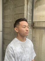 ウェルネス(Wellness) スキンフェードツイストスパイラルセンターパートサイドパート18