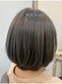 アッシュベージュ/ショートボブ