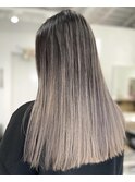 バレイヤージュグラデーションカラーで簡単オシャレヘアーに