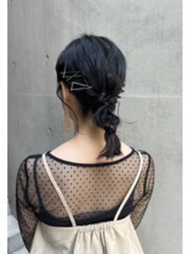 ディア(.eer) ミディアムさんでも大丈夫☆編みおろしスタイル