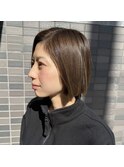 パツッと、切りっぱなしボブ