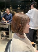 大人可愛い艶カラーカーキベージュブラウンミニウルフショート