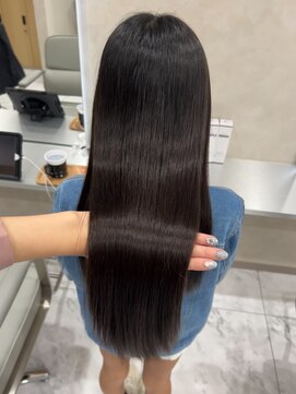 キング(K!ng) 縮毛矯正髪質改善ハイライトレイヤーカット楠葉美容室エクステ