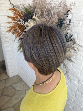 アリー(ALii) ショートヘア