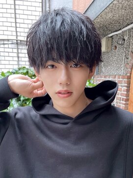 ナチュラル 渋谷(NATURAL) フェザーパーマ/スパイキーショート/サーフカール[メンズ/渋谷]