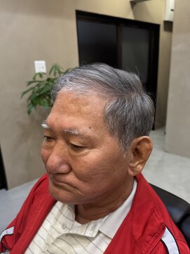 ラディアンテ(Radiante) 耳周りすっきりショートスタイル