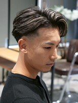 メッツ 原宿(METS)&nbsp;MEN'S/毛流れサイドパート×ハイライト/テーパーフェード