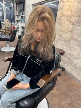 リファイン バイ アフィナー 本厚木店(Refine by Afinar) ブリーチハイライト髪質改善ダブルカラーレイヤーカット/本厚木
