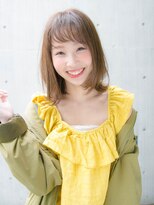 ルティア(Lutia)&nbsp;伸ばしかけヘア 小顔 シアーベージュ