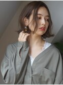 抜け感が可愛いラフウェーブミディ
