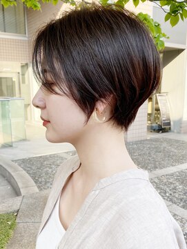 アンド ストーリーズ(&STORIES) 30代40代におすすめショートボブアッシュブラウンネオウルフ