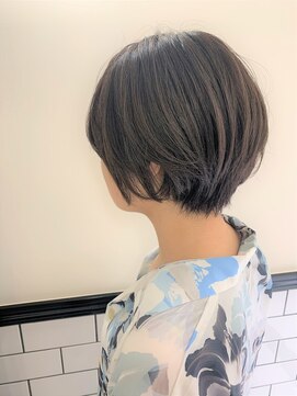 ビーハイブアヴェダ PARCO2店(BEHIVE AVEDA) [BEHIVE 高橋]　大人ショートボブ