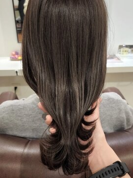 インビテーション(invitation) オリーブグレージュ