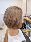 クール可愛い♪《WHITE BROWN》×《ショートボブ》