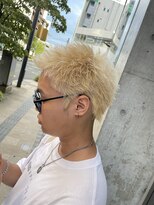 ヘアサロン アウラ(hair salon aura) スパイキーショート抜きっぱなしブリーチ