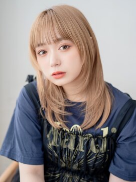 ヒマル 学芸大学(Himaru) 大人女性/ミルクティベージュ/レイヤーカット/ハイトーンカラー