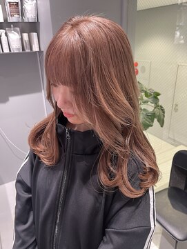 ヴァイス 新宿店(VAICE) ミルクティーカラー