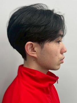 セプト 博多(SEPT.) 韓国風センターパート ツーブロック 20代 フェザーパーマ 爽やか