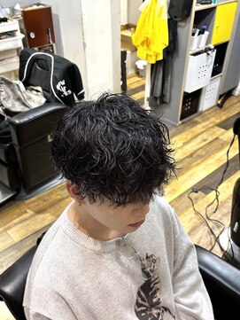 バーバーブロス(BAR BER bro's) シャドウパーマ/浦安/メンズパーマ/波巻き/ツイストスパイラル