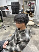 スイ(Suy')&nbsp;波巻きパーマ