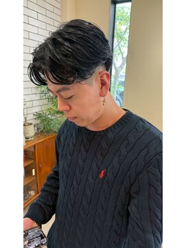 シフト(SHEEFT) センターパートリクルートカジュアル艶カラーメンズヘア