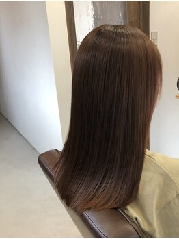 シュパースヘアー(Spaβ hair)の写真/大人女性の髪質改善◎完全貸切空間で頭皮から本格エイジングケア