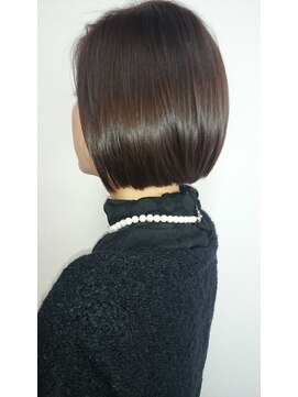 ヘアーズ ビー コネクト(hair's be Connect) 切りっぱなしボブ