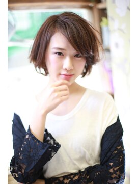 テテクルー(tete et clou) 透明感のあるサマーカラー