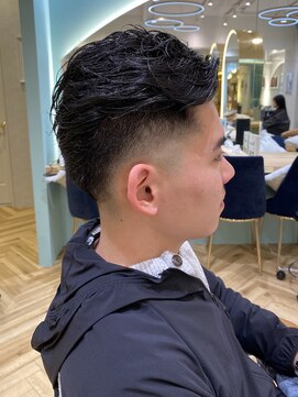 ロンドプランタン 恵比寿(Lond Printemps) 【Lond printemps】男気あげるフェードスタイル　外国人風