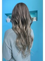 ティファニー(Tiffany) ☆カラー+エクステ80枚☆エクステ得意店☆