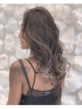 モアナ バイ ヘッドライト 沖縄東崎店(Moana by HEADLIGHT) Moana【東崎】#ハイライト#グラデーションカラー#20代30代40代