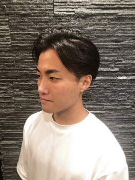 ヒロギンザプレミアムバーバースパ パレスホテル店(HIRO GINZA) ツーブロ×七三xパーマ/ビジネス/アップバンク/大手町/床屋