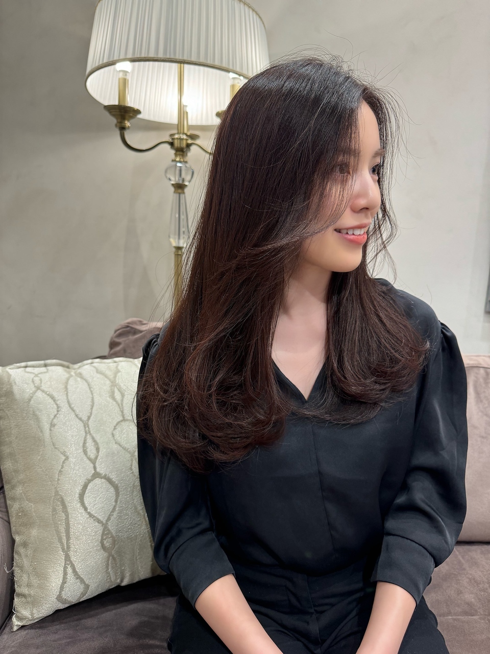 ザック ヴィ(ZACC  vie) レイヤーカット/セミロング/艶カラー/学割U24