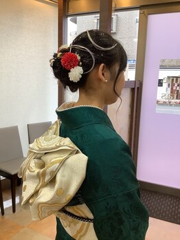 ヘアーラウンジラインビアス(Hair lounge Line Vias)の写真/結婚式や二次会・イベントに♪特別な日は周りと差が付くヘアセットで可愛く、特別な日を演出。
